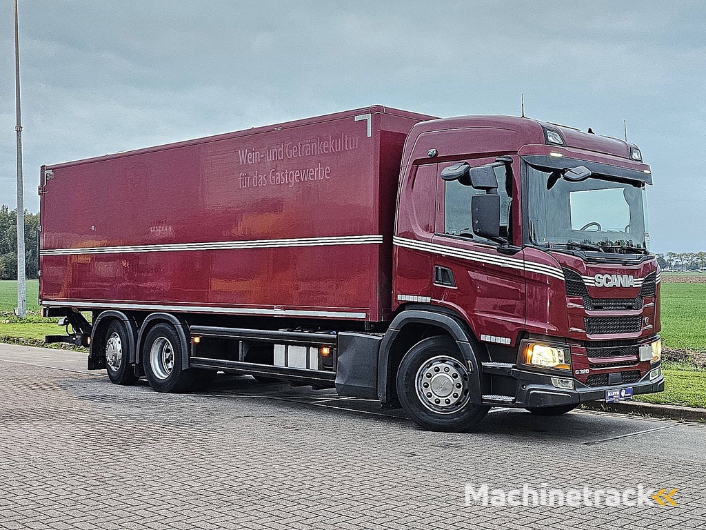 SCANIA G320 6x2*4 lift 133 tkm!