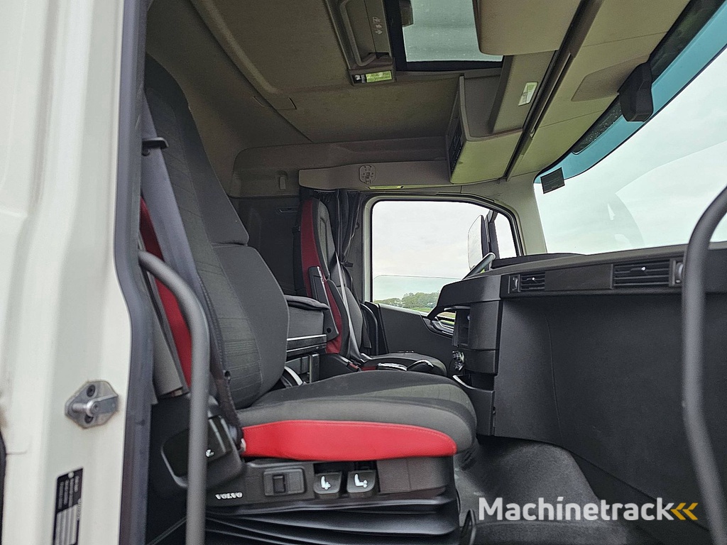 VOLVO FH 500 6x2 steer pto+hydr.