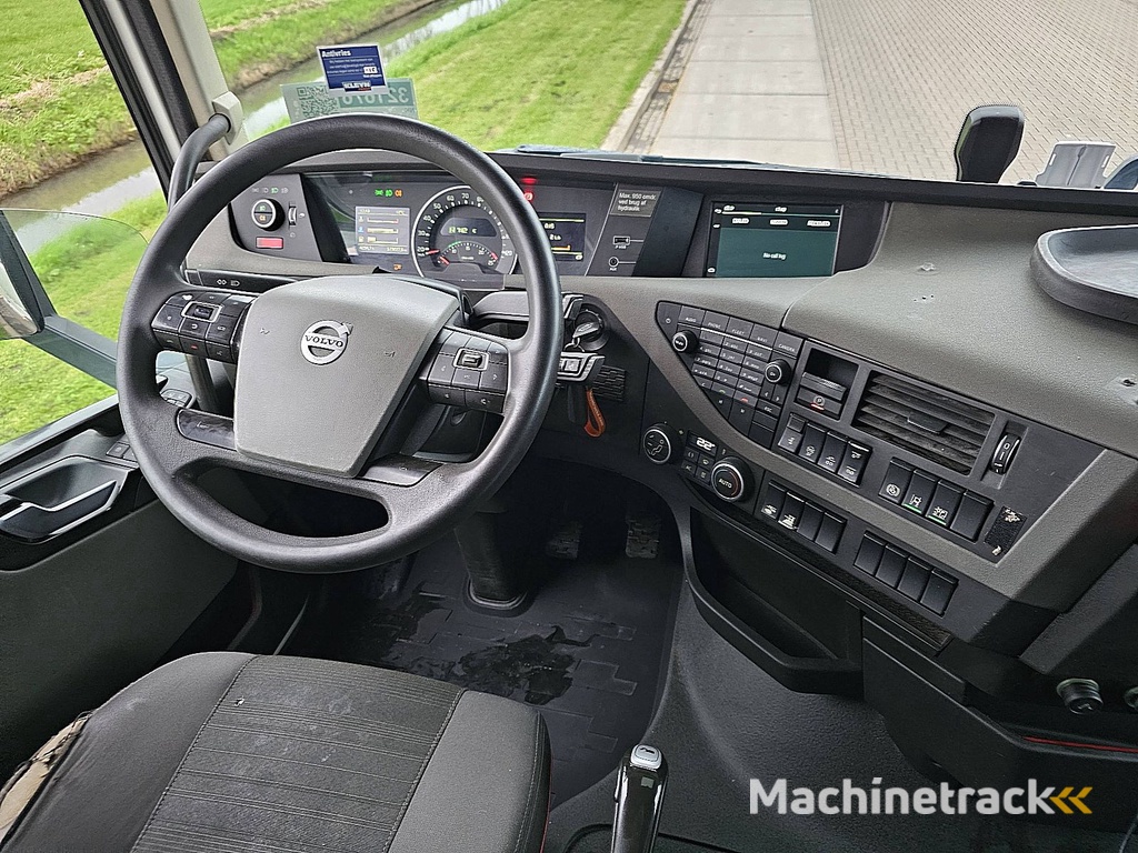 VOLVO FH 500 6x2 steer pto+hydr.