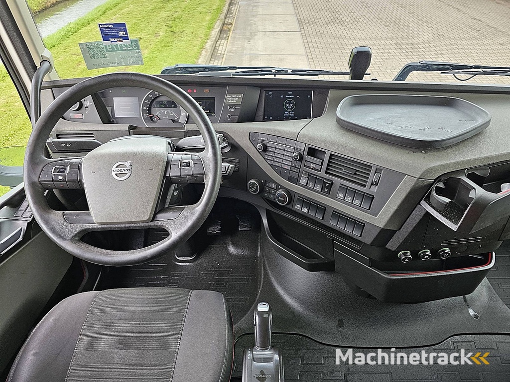 VOLVO FH 500 6x2 steered pto+hydr