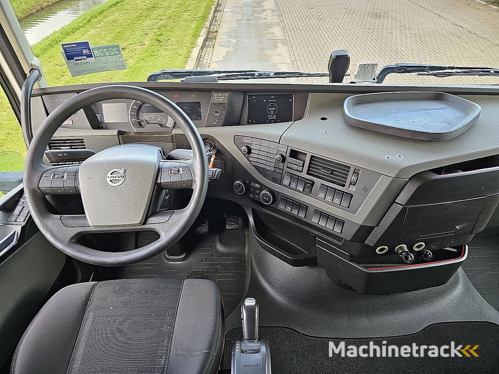 VOLVO FH 500 6x2 steered pto+hydr