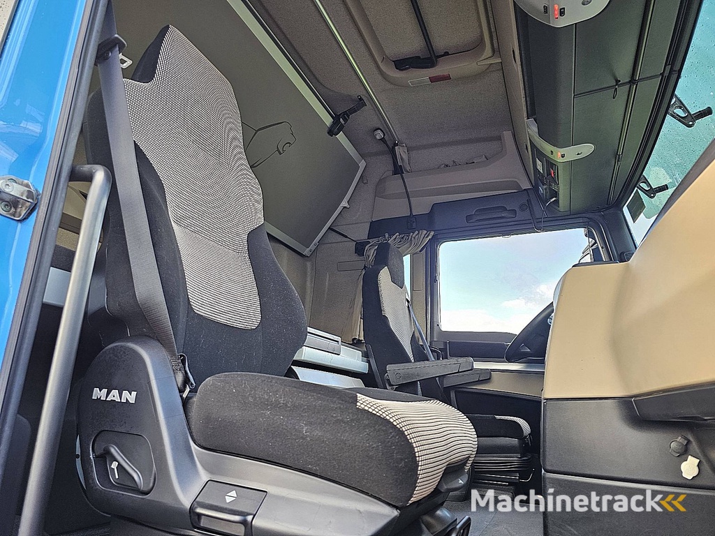 M.A.N. 26.500 TGX xlx 6x2 fpls