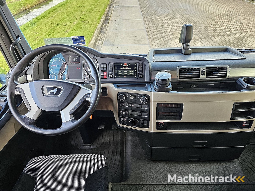 M.A.N. 26.500 TGX xlx 6x2 fpls