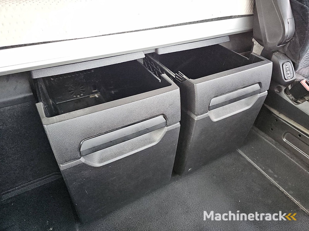 MERCEDES-BENZ ACTROS 1848 LS