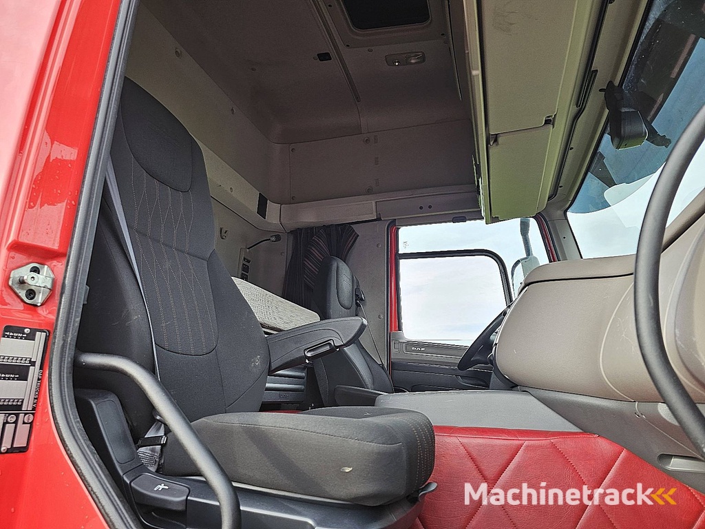 DAF CF 340 spacecab 464tkm