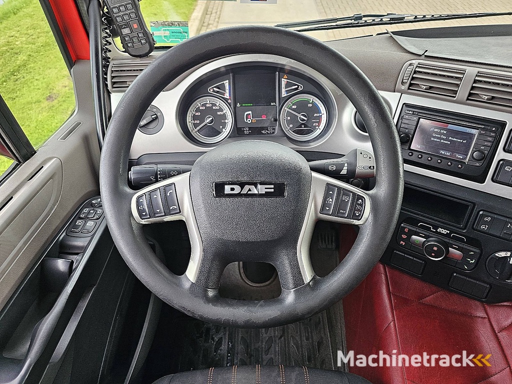 DAF CF 340 spacecab 464tkm