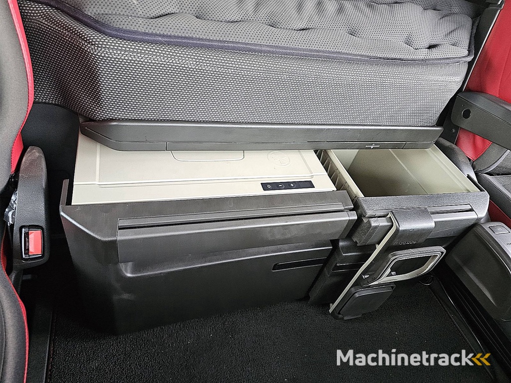 VOLVO FH 500 6x2 steered pto+hydr