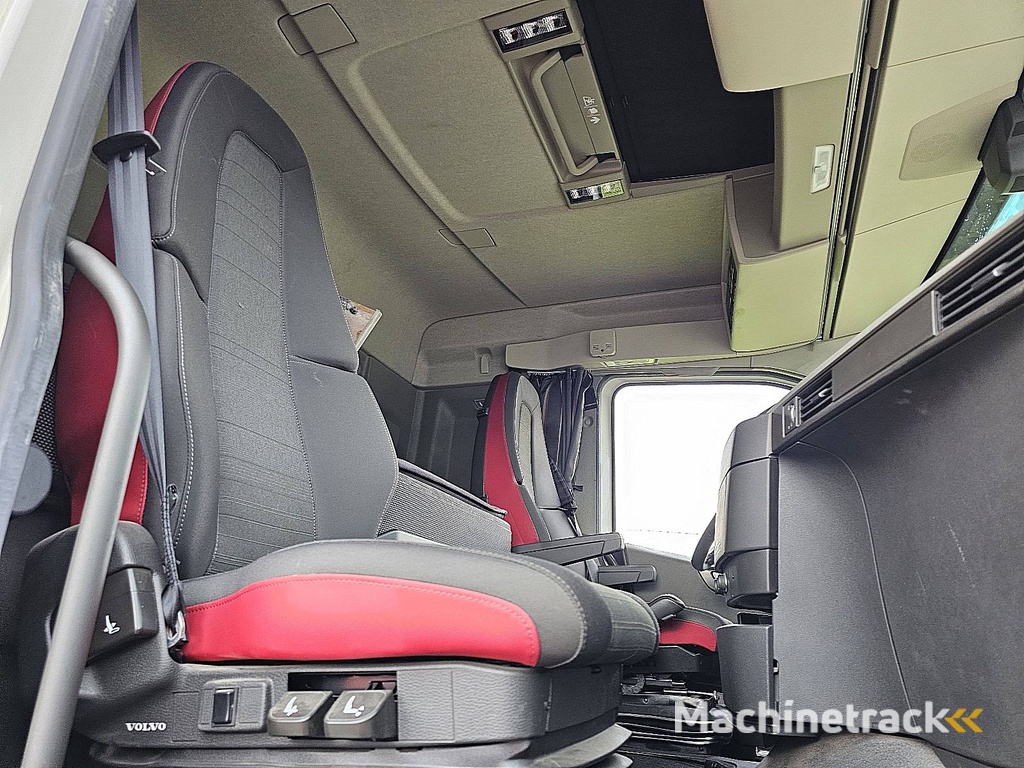 VOLVO FH 500 6x2 steered pto+hydr