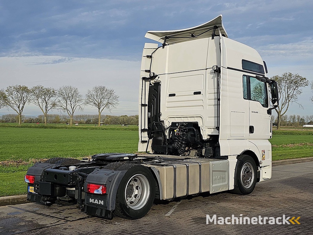 M.A.N. 18.460 TGX xxl mega ret. 1210l