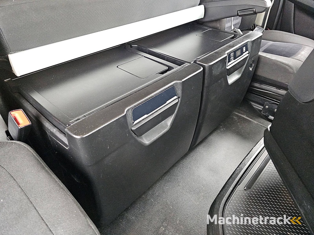 IVECO S-WAY AS440S46 6x2*4 lng gas