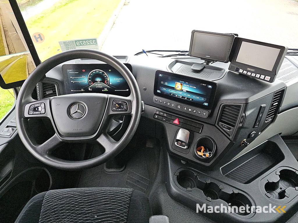 MERCEDES-BENZ ACTROS 1840 mp5 ret. 2t lift