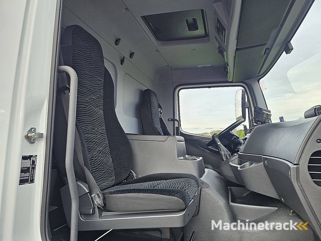 MERCEDES-BENZ ATEGO 1024