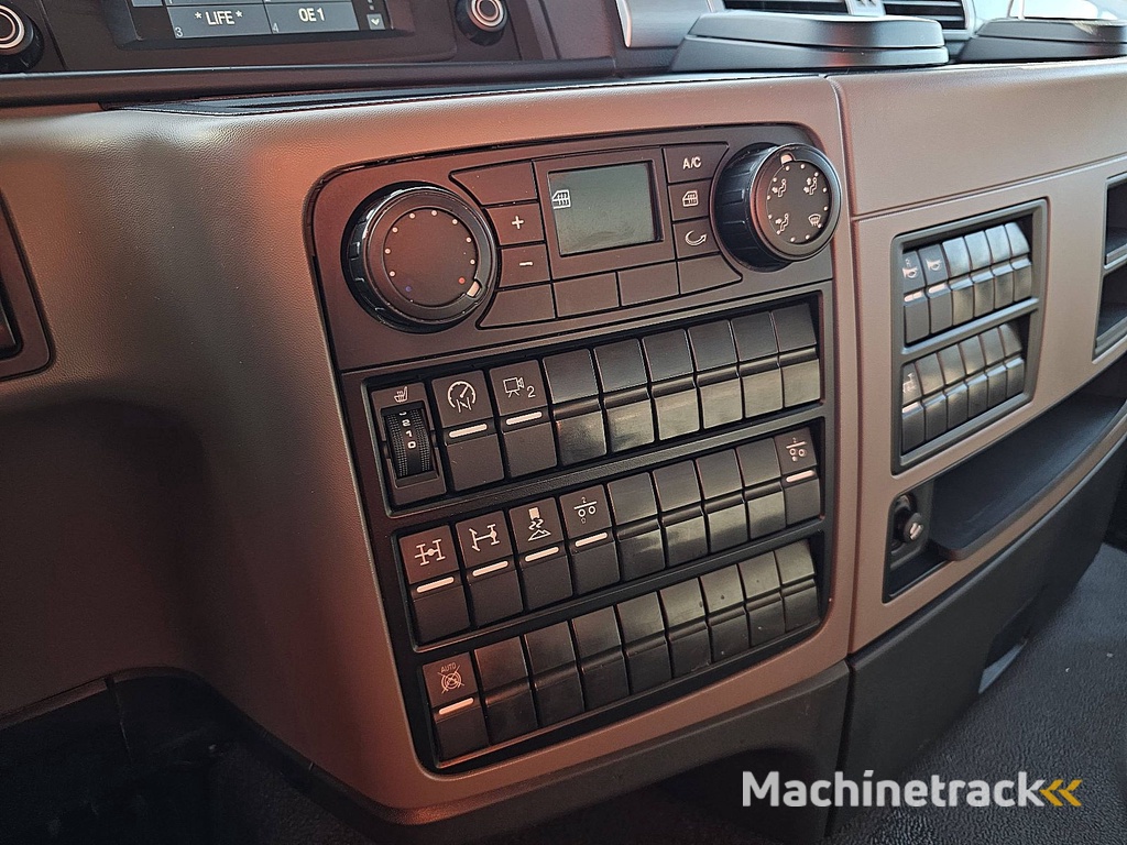 M.A.N. 26.430 TGS kipphydr