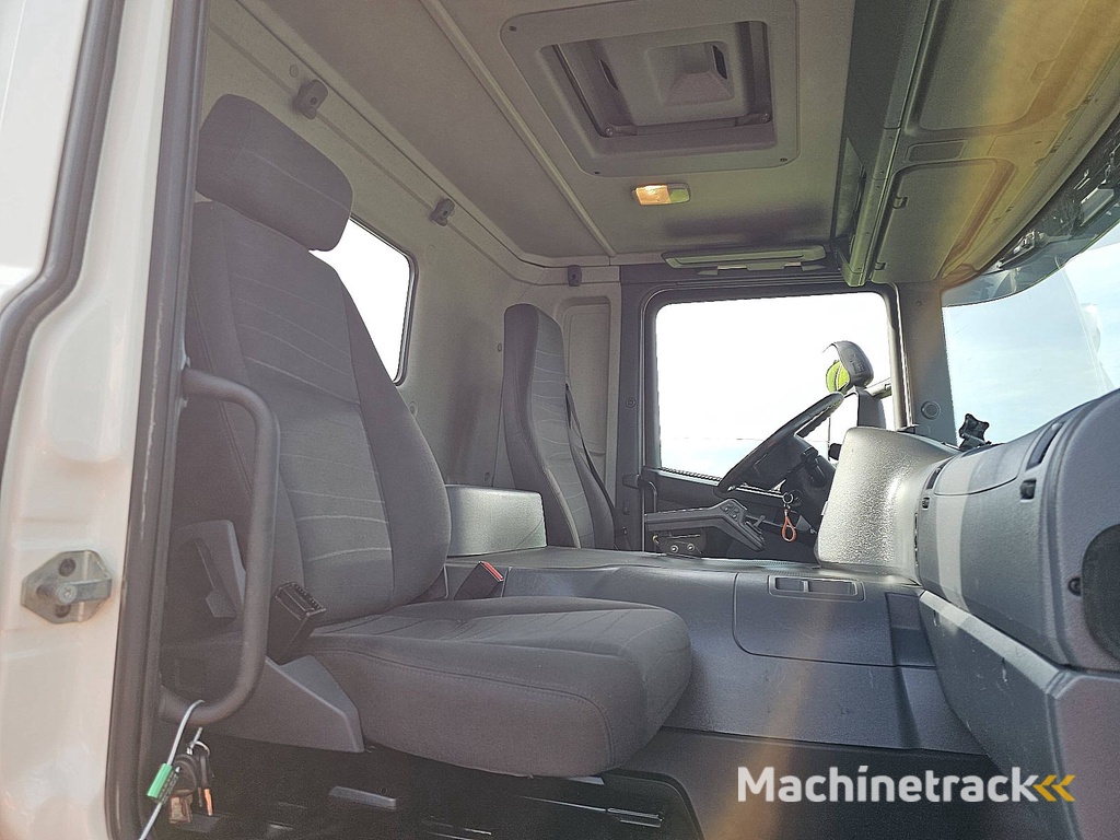 SCANIA P410 multilift