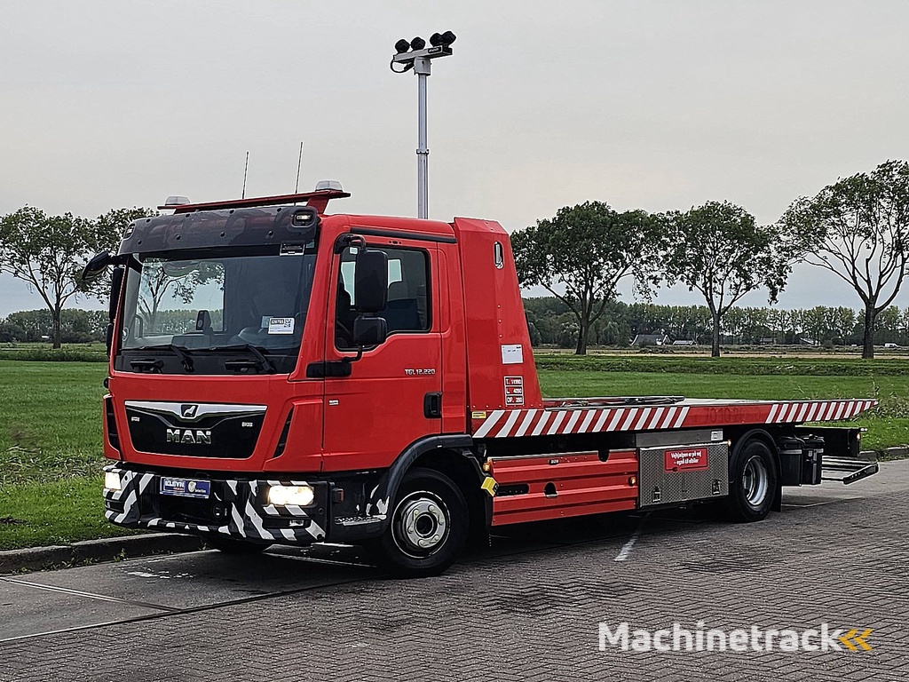 M.A.N. 12.220 TGL bottie platform+tow