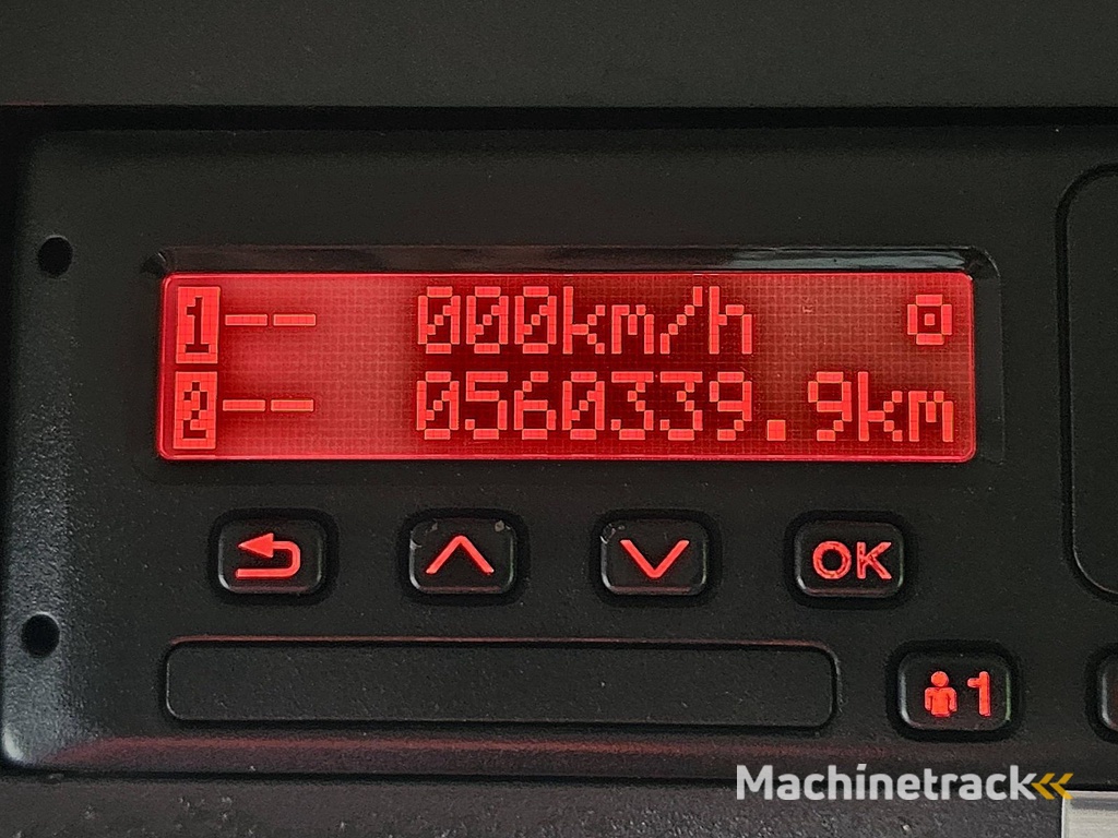 M.A.N. 12.220 TGL bottie platform+tow