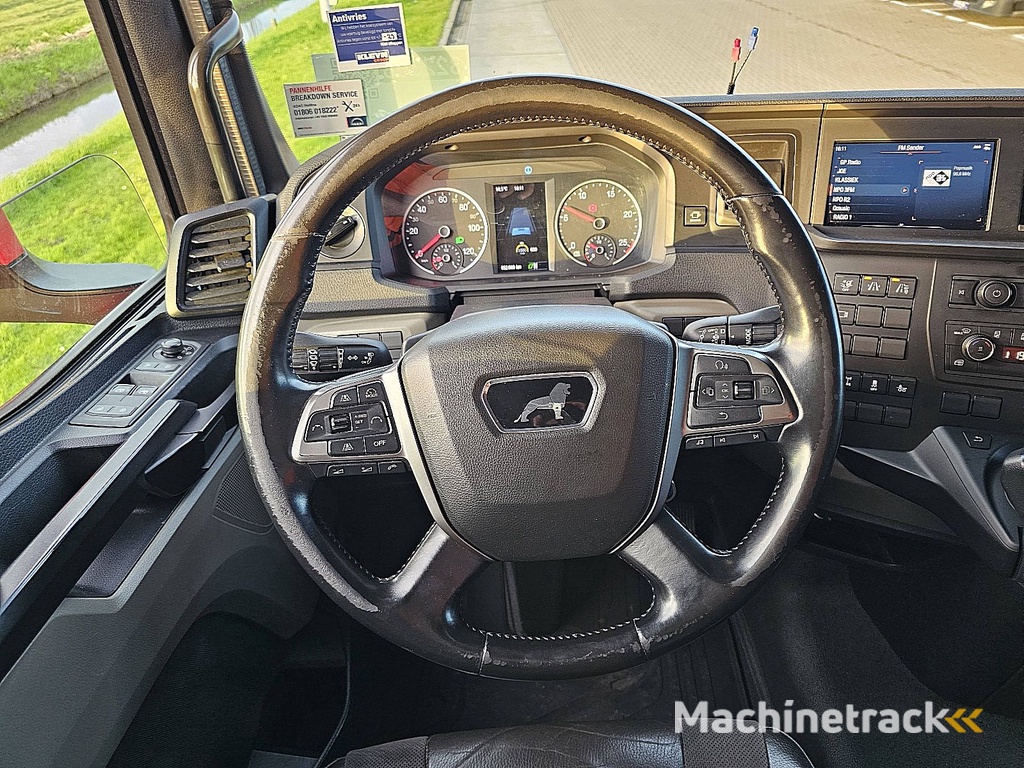 M.A.N. 26.510 TGX