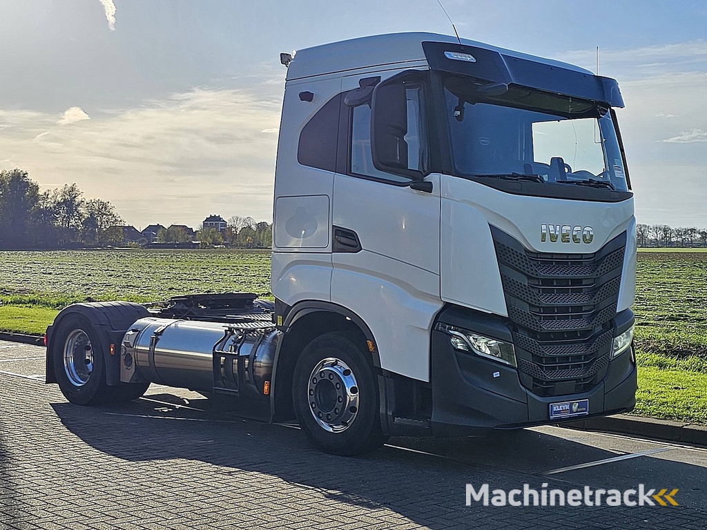 IVECO S-WAY AS440S46 lng gas