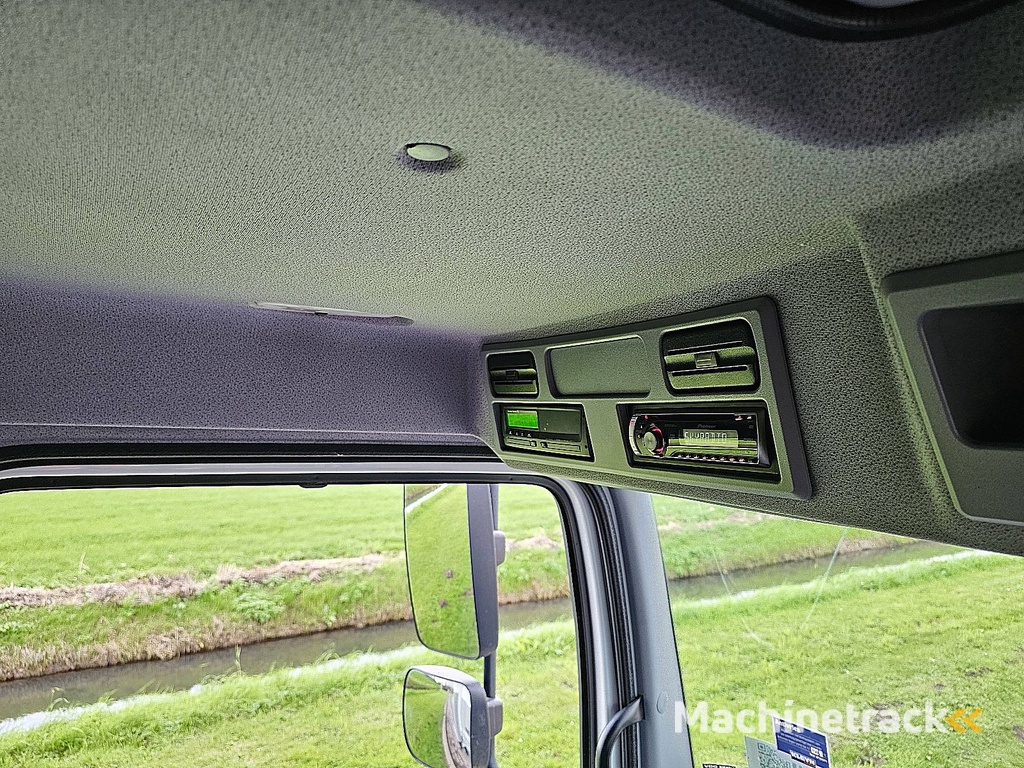 MERCEDES-BENZ ATEGO 818