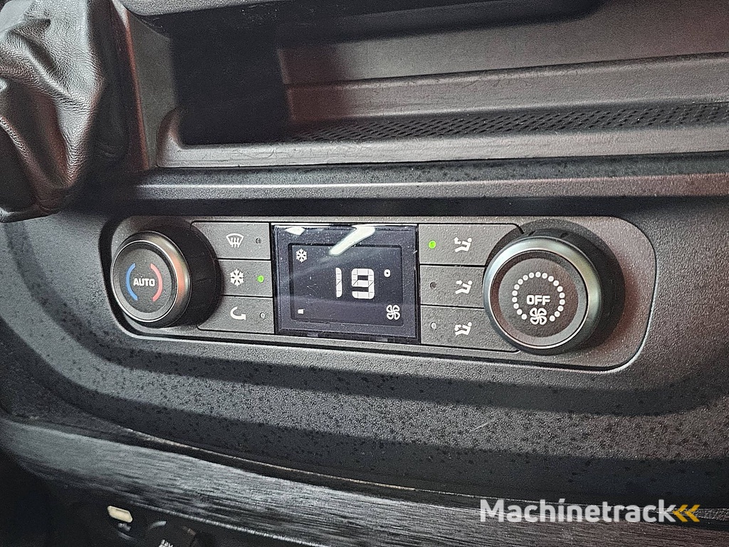 IVECO S-WAY AS260S46 lng