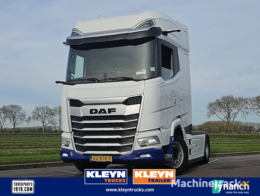 DAF XG+ 480 xg+ 2x tank skirts