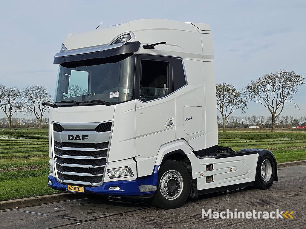DAF XG+ 480 xg+ 2x tank skirts
