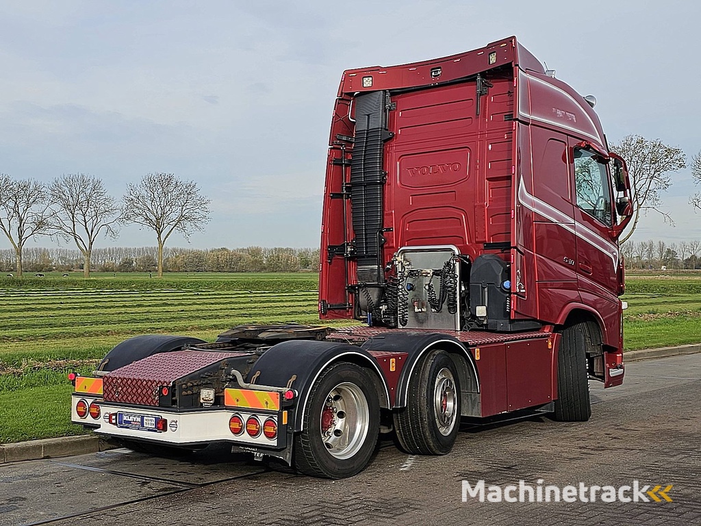 VOLVO FH 540 6x2 steered 440tkm