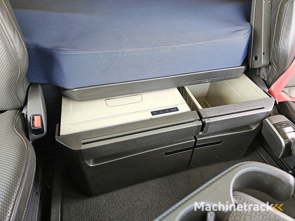 VOLVO FH 500 fh5 6x2 steered pto