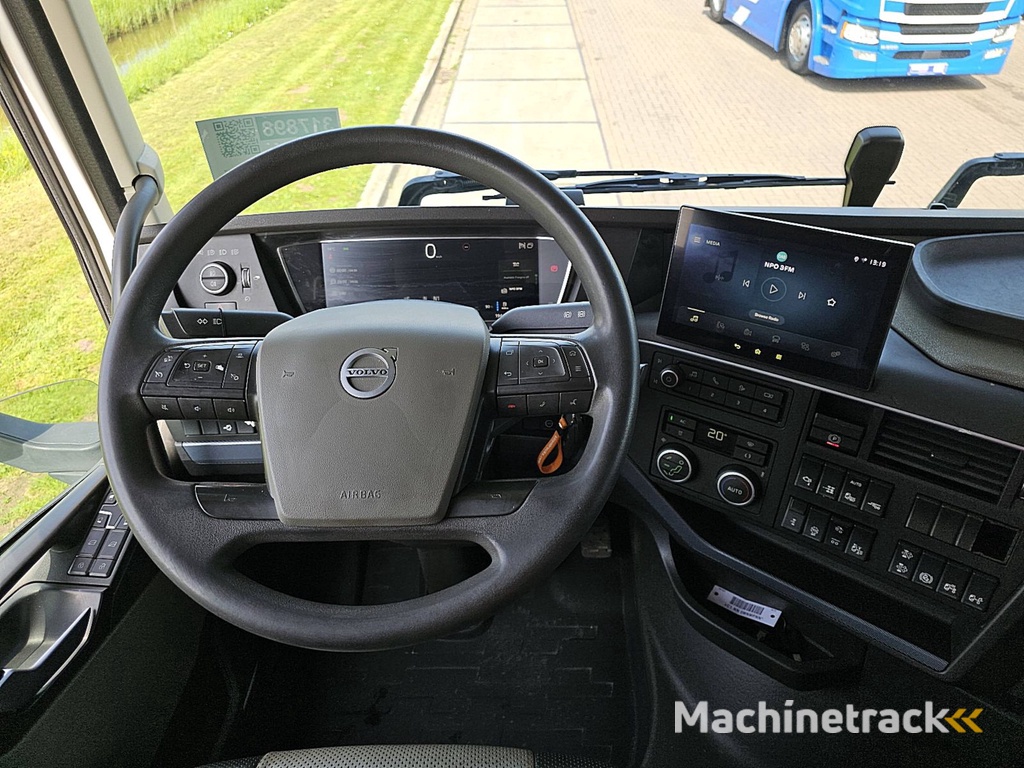 VOLVO FH 500 fh5 6x2 steered pto