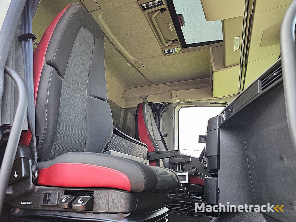 VOLVO FH 500 6x2 steered pto+hydr