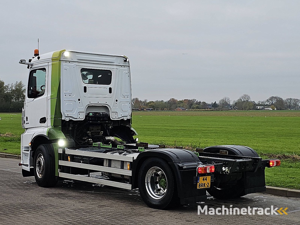 MERCEDES-BENZ ACTROS 2133 MP5