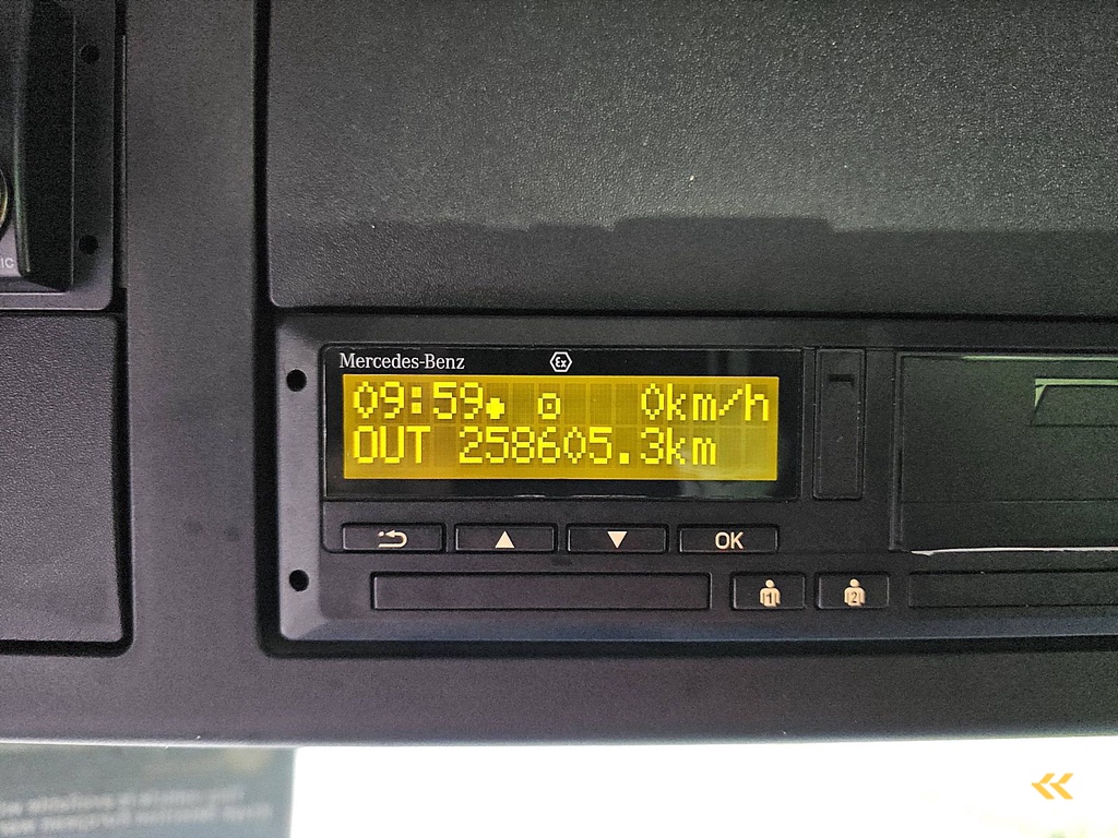 MERCEDES-BENZ ACTROS 2133 MP5