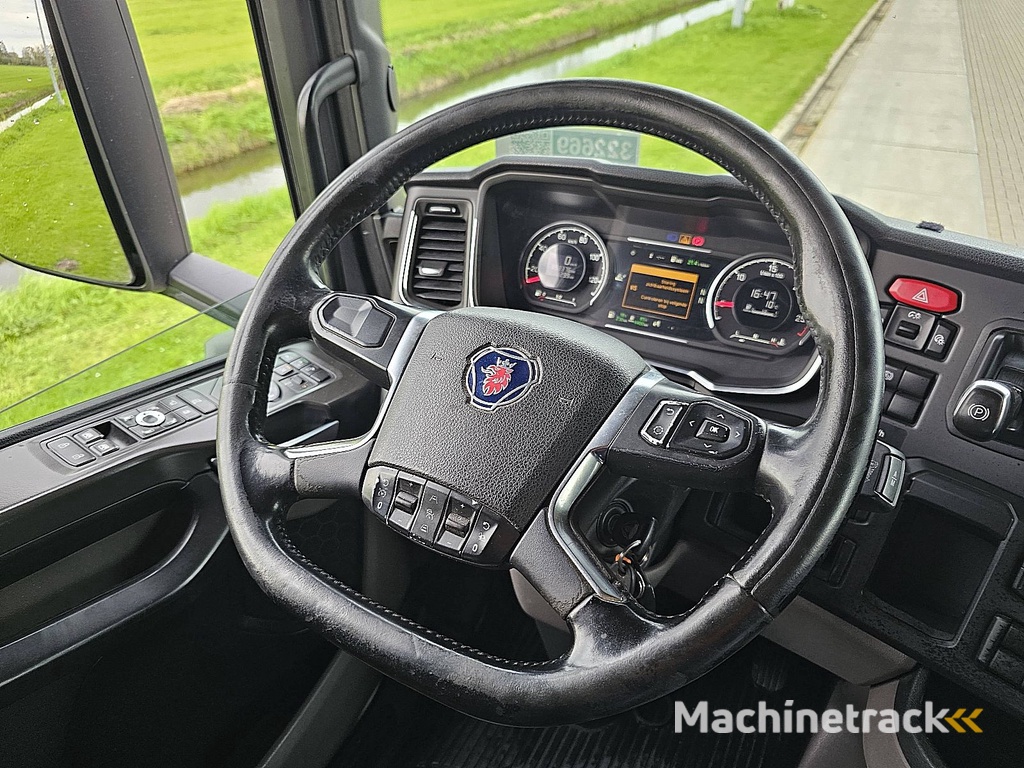 SCANIA R450