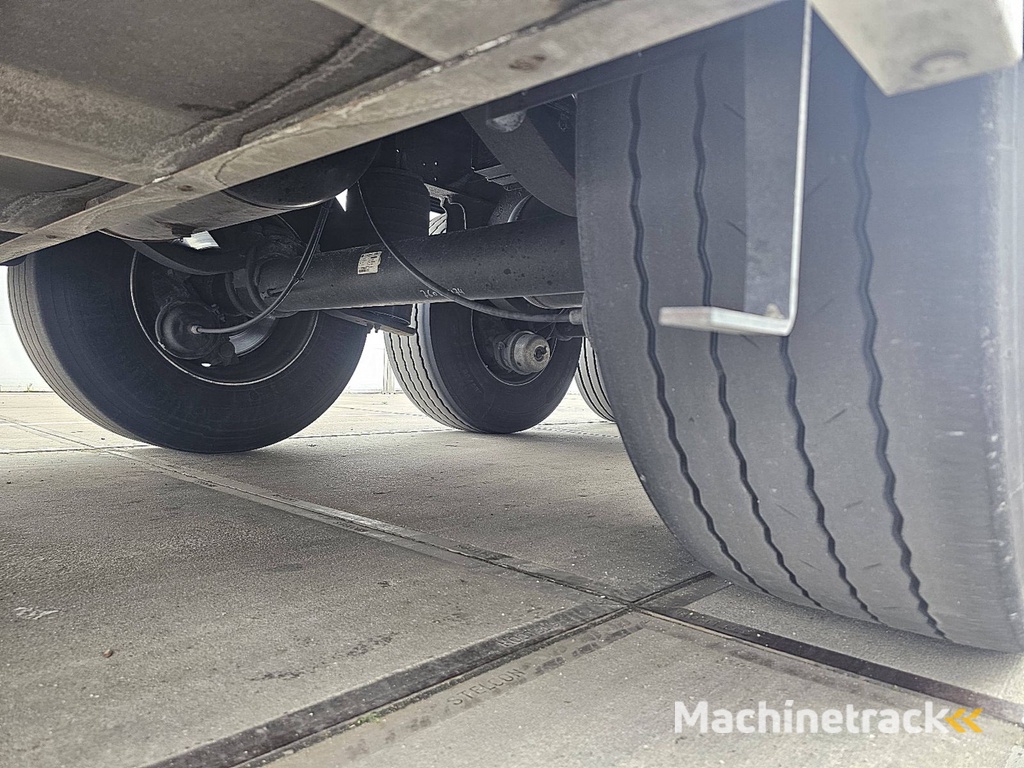 SCHMITZ SCB*S3B carrier1550 d+e,dopp