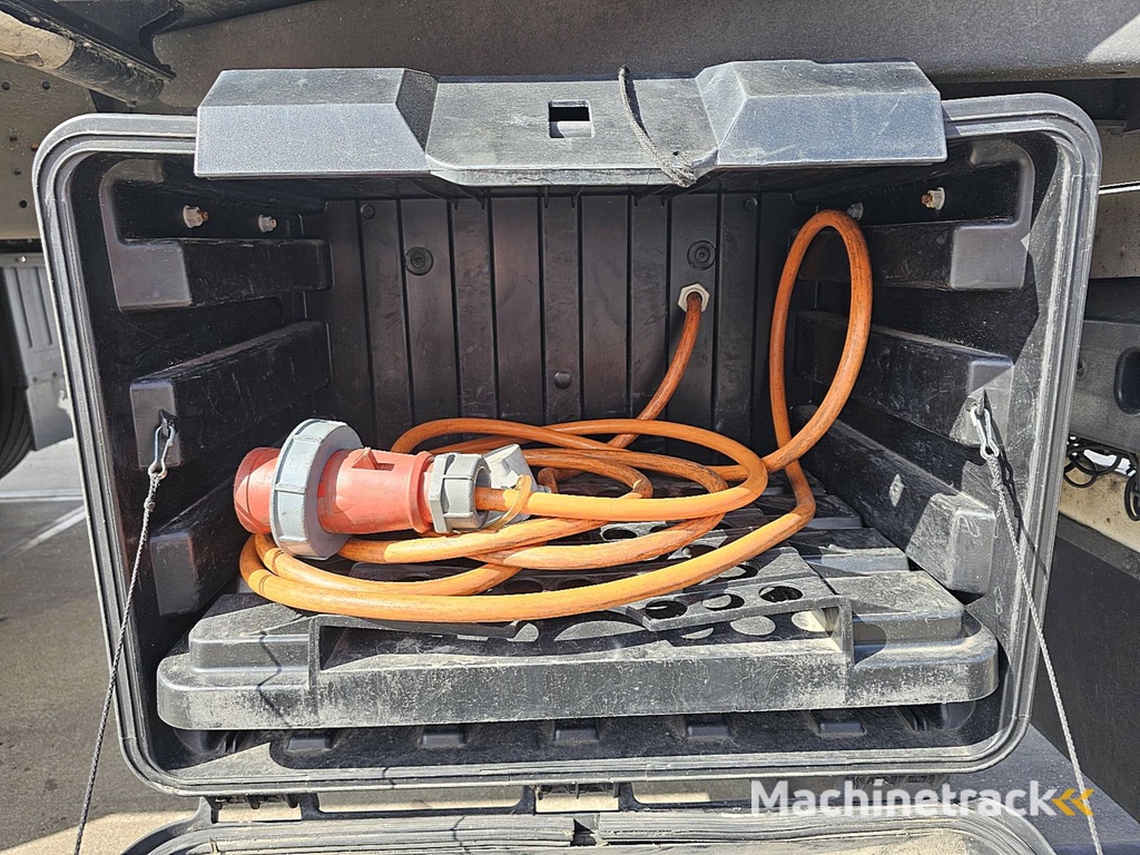 SCHMITZ SCB*S3B carrier1550 d+e,dopp