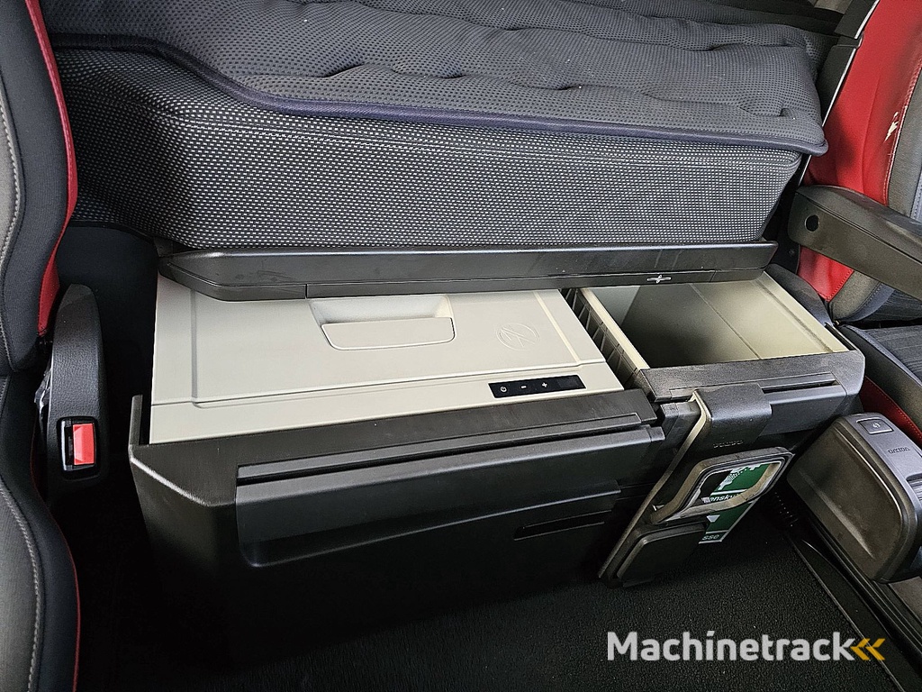 VOLVO FH 500 6x2 steered pto+hydr