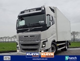 Minituur van VOLVO FH 16.750 6x2*4 4 seats 154tkm