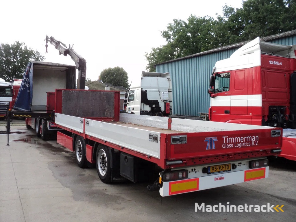 MAN TGS 26.400 met kraan hiab 144 en aanhanger merk krone