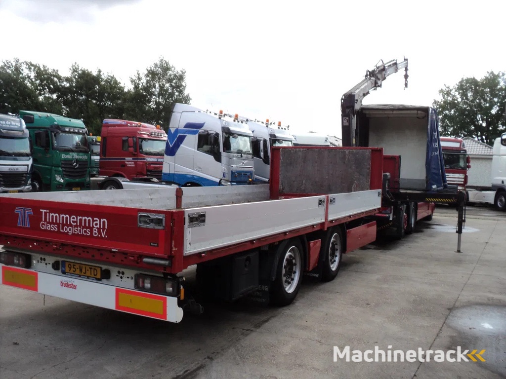 MAN TGS 26.400 met kraan hiab 144 en aanhanger merk krone