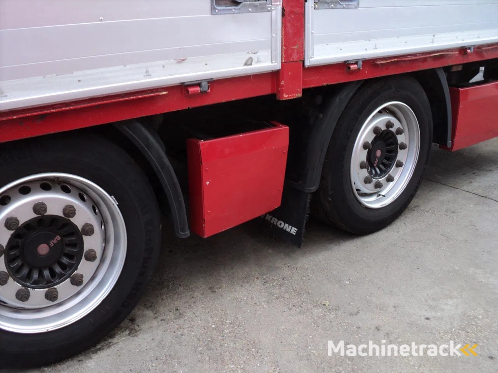 MAN TGS 26.400 met kraan hiab 144 en aanhanger merk krone