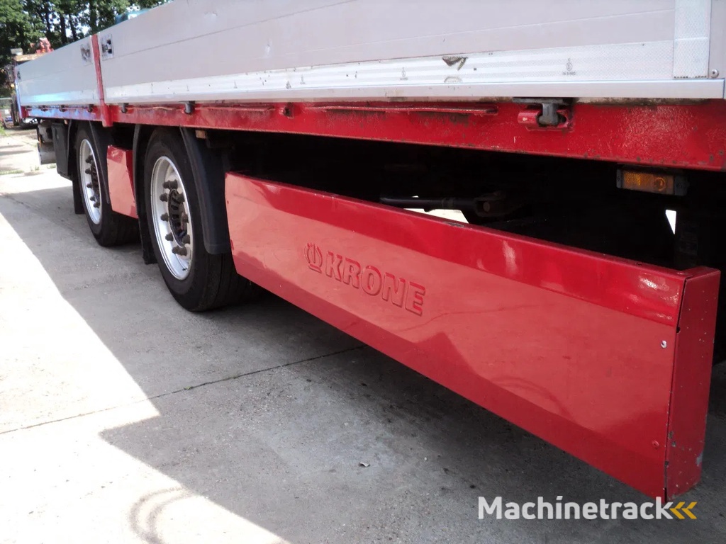 Krone 2 assige open wipkar met borden