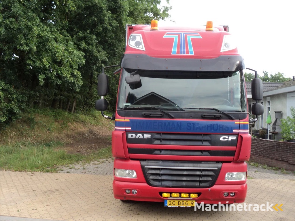 DAF CF 85.410 bakwagen met kraan en aanhanger