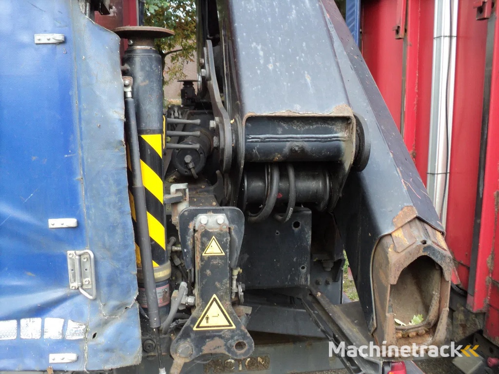 DAF CF 85.410 bakwagen met kraan en aanhanger