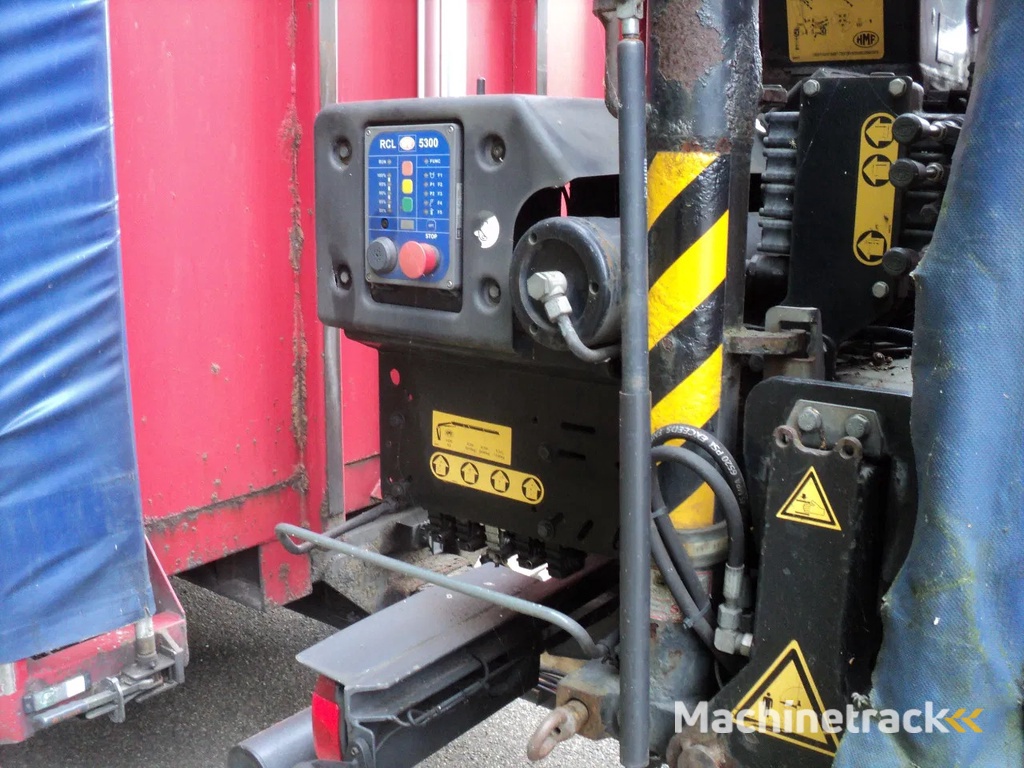 DAF CF 85.410 bakwagen met kraan en aanhanger