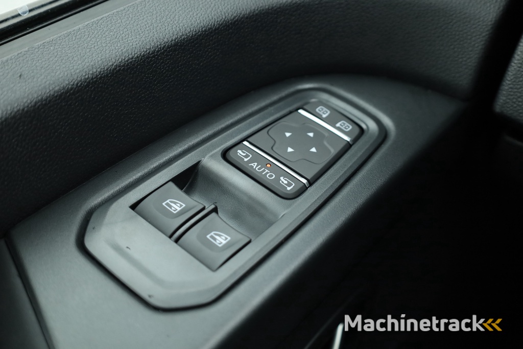 Renault Trafic 2.0 Dci 170pk Automaat L2H1 Extra Dubb.Cab. | 6p. | Camera | Navi | Cruise | Stoelverw.