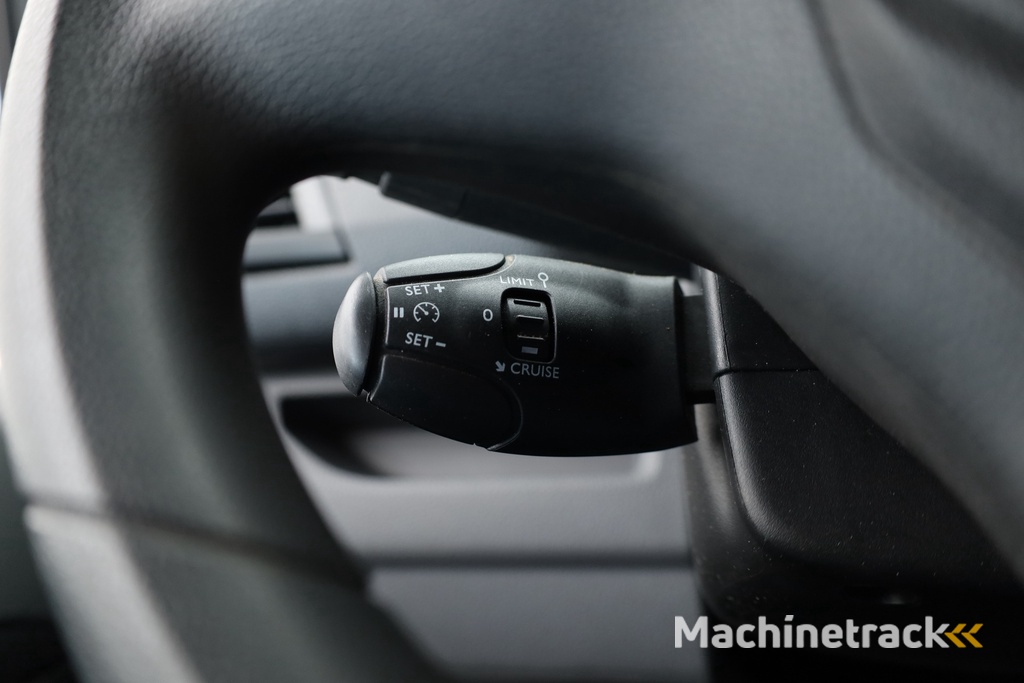 Opel Vivaro 2.0 CDTI L3H1 Edition | 145pk | Trekhaak | Cruise | Apple CarPlay | Betimmering