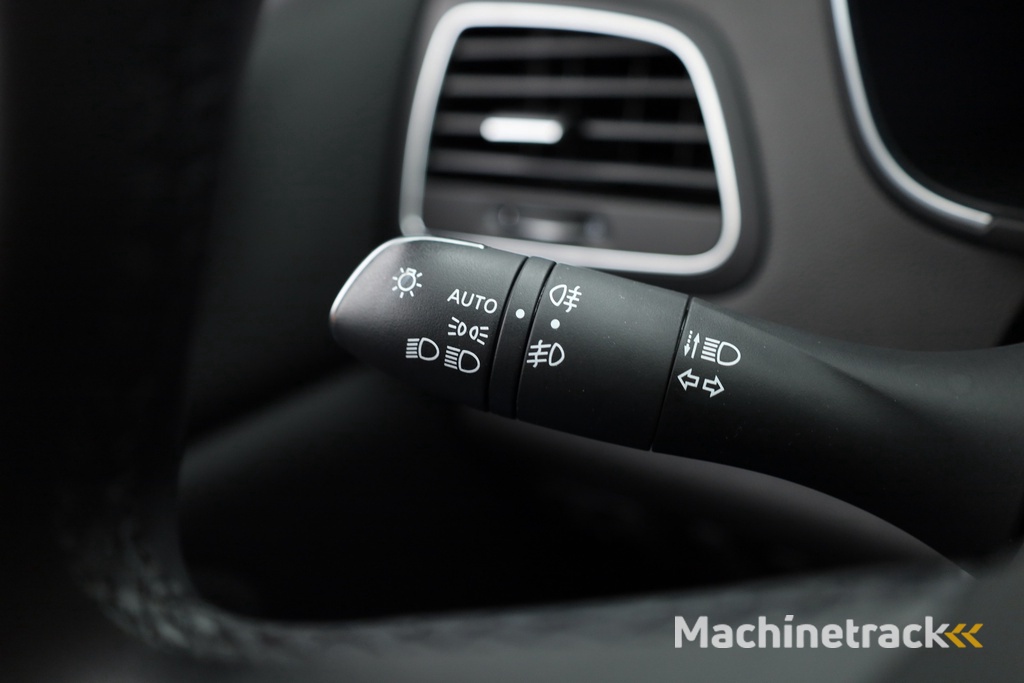 Renault Mégane Estate 1.6 E-Tech Plug-In Hybrid 160 Business Zen | Navi | Apple Carplay | PDC V+A | LED | Clima | Cruise