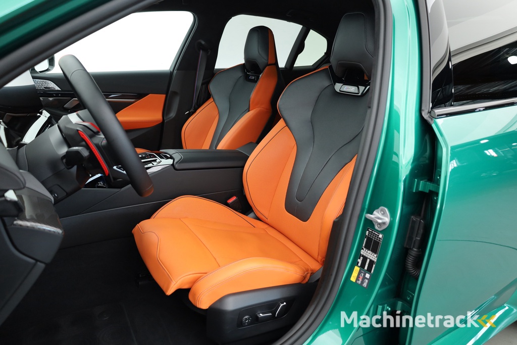 BMW 5-serie M5 727pk | Ultimate Pack | Keramisch | Carbon | Driving Assistant Pro. | B&W