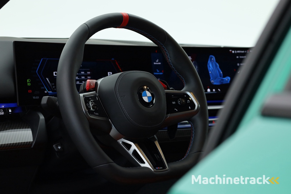 BMW 5-serie M5 727pk | Ultimate Pack | Keramisch | Carbon | Driving Assistant Pro. | B&W