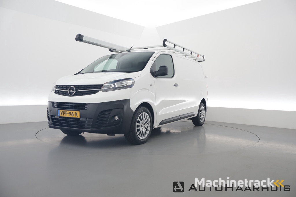 Opel Vivaro 2.0 CDTI L2H1 Edition | Navi | Trekhaak | Dakrails | Apple CarPlay